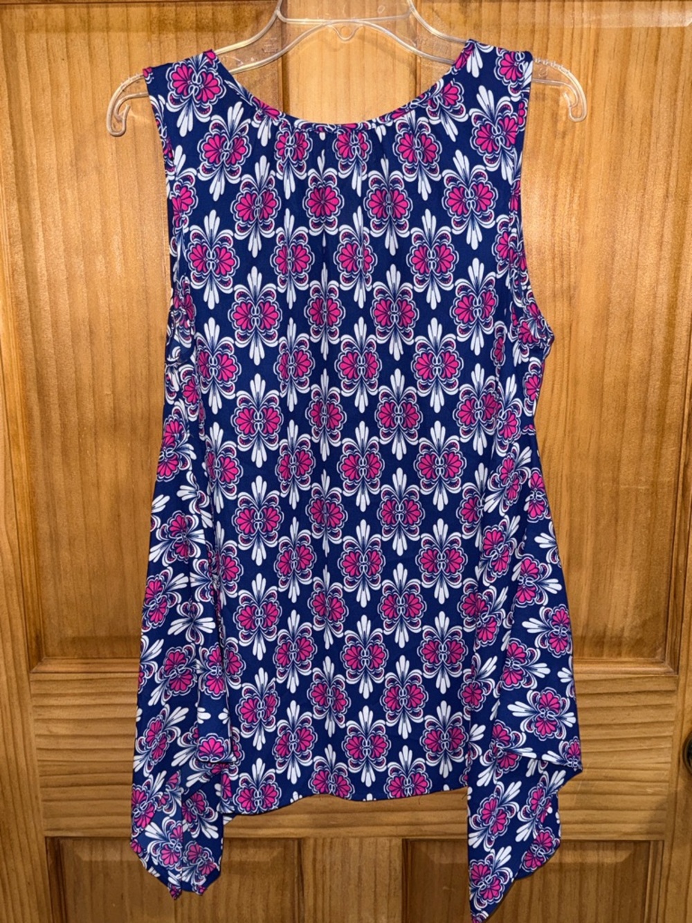 NwoT C Navy Tank Tunic with Pink and White Floral Print - S - Picture 8 of 12